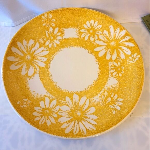 Vintage Pristine 1960s "Yellow Daisy" Jamestown Ironstone Serving Platter 11" - Picture 1 of 3